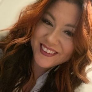 Meet your Posher, Debi